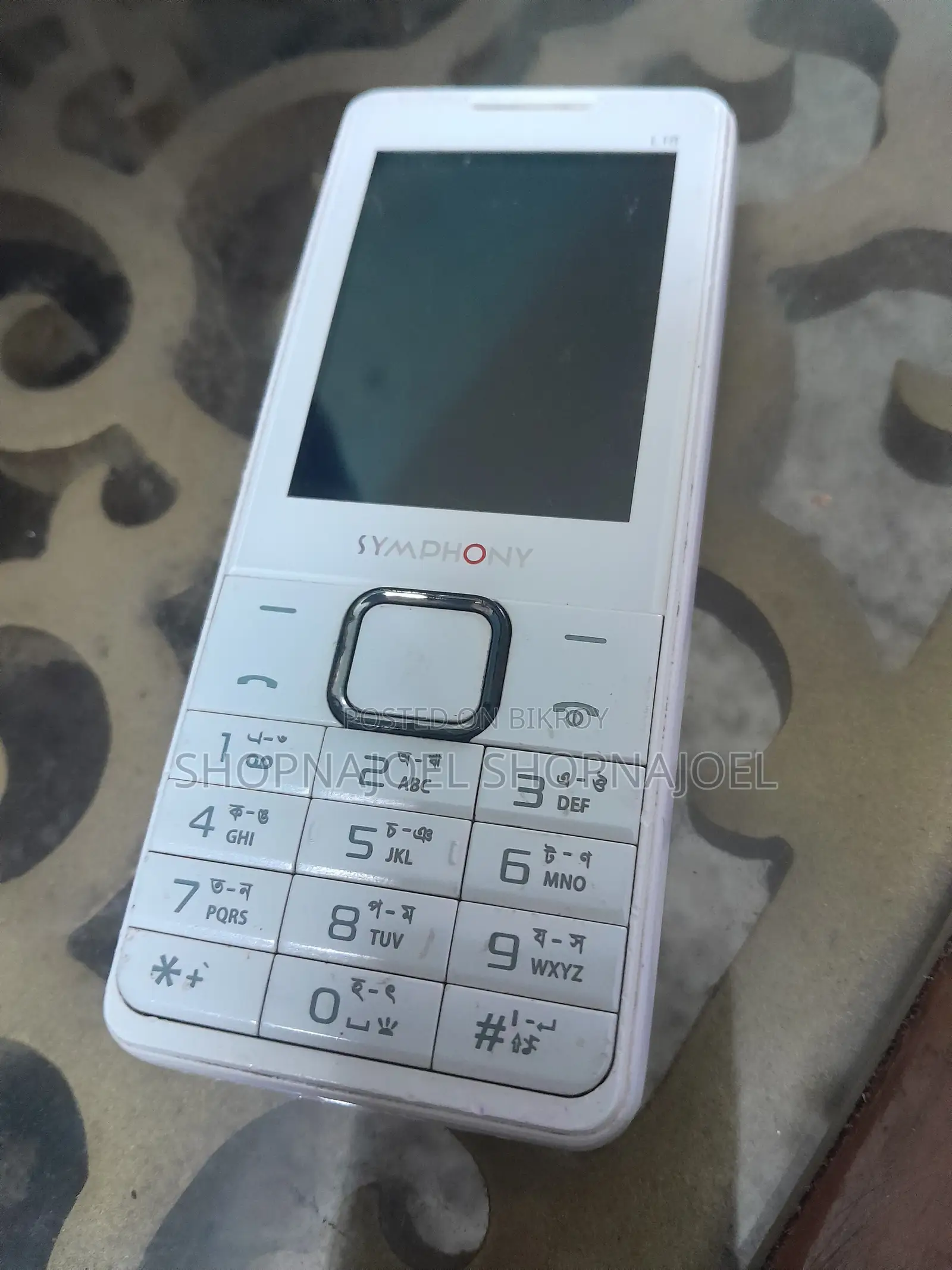 সিম্ফনি ৮ জিবি সাদা
