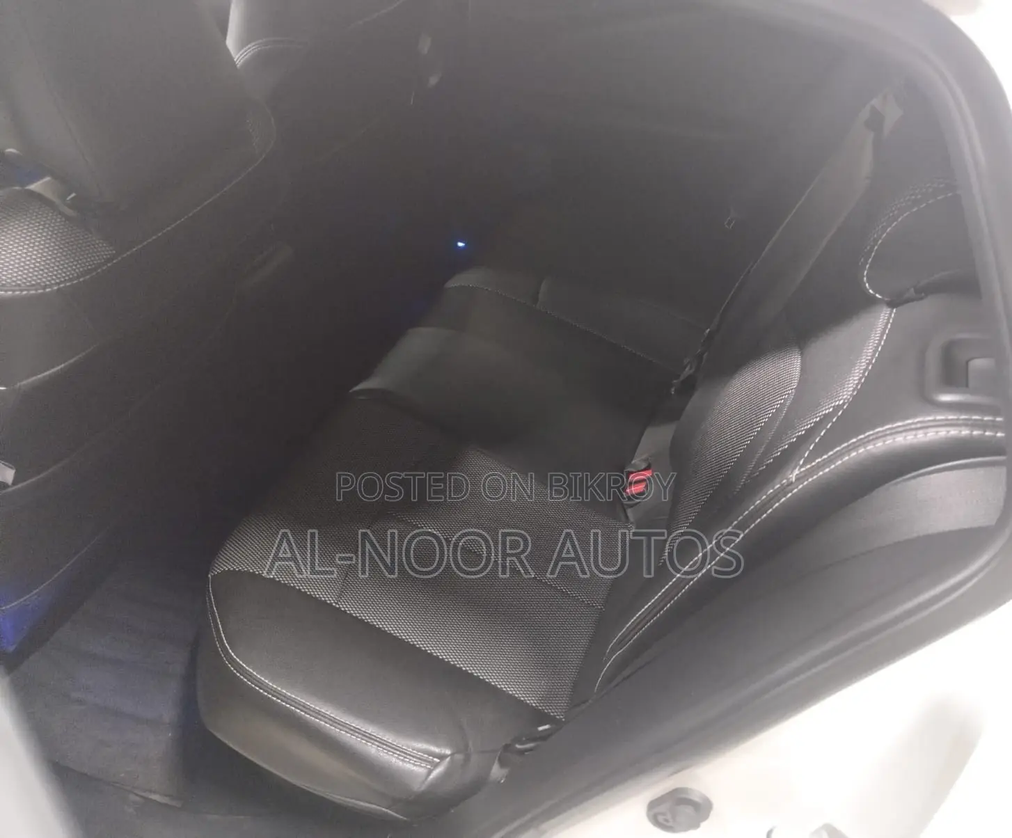 Toyota Prius 2018 Pearl