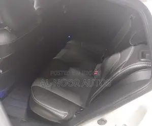 Toyota Prius 2018 Pearl