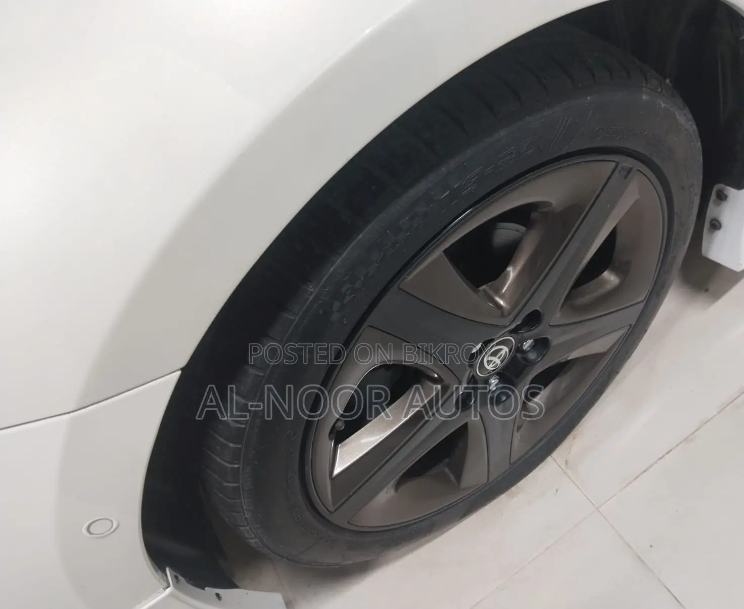 Toyota Prius 2018 Pearl