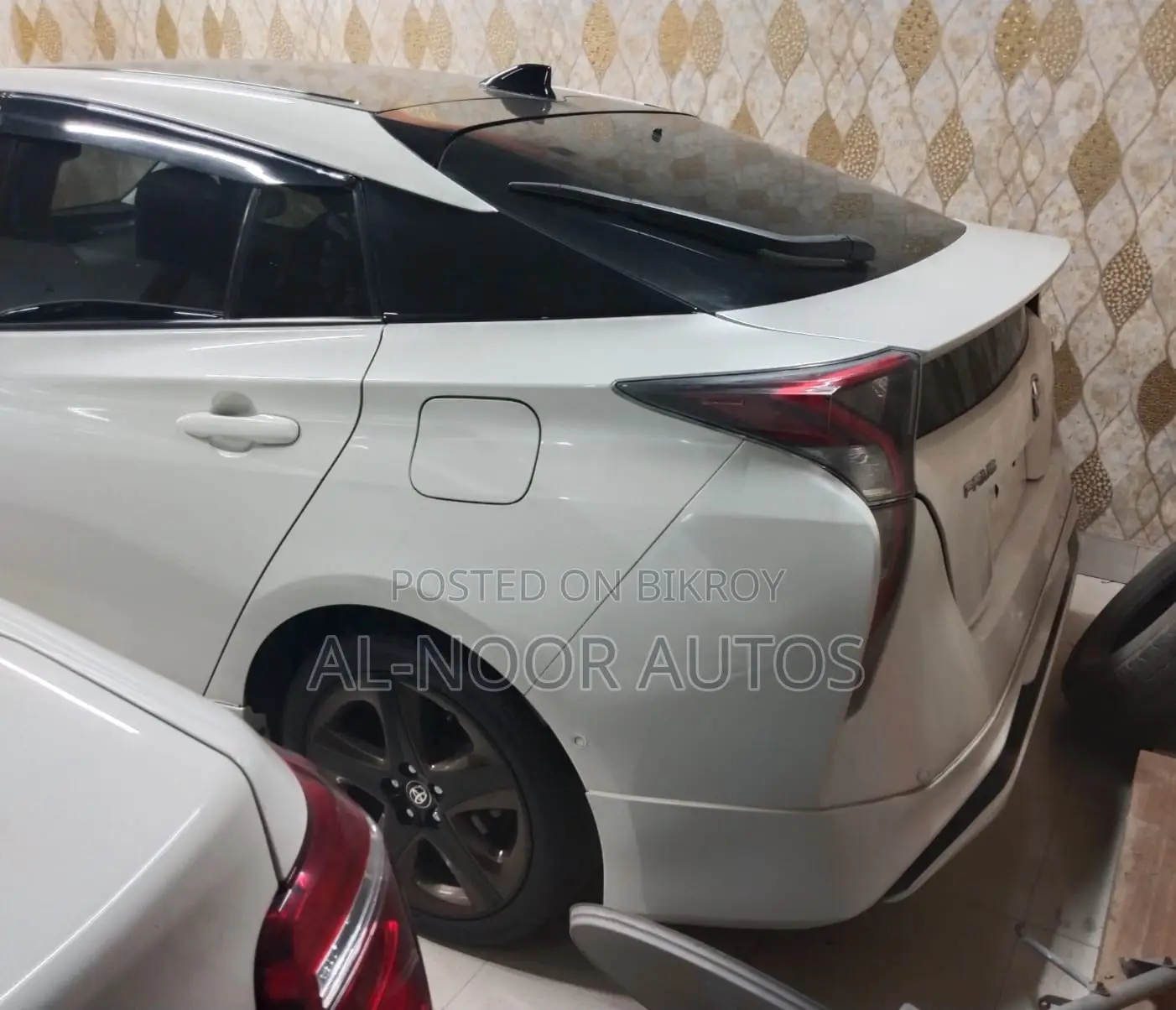 Toyota Prius 2018 Pearl