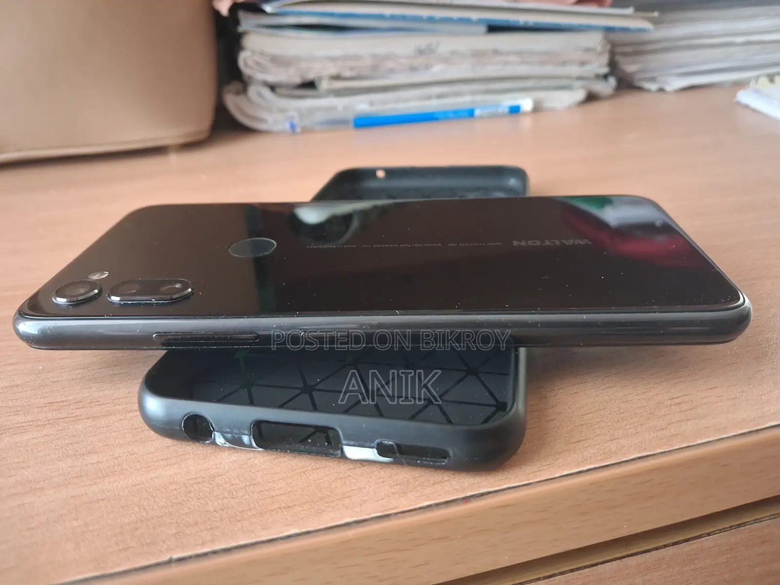 Walton 64 GB Black