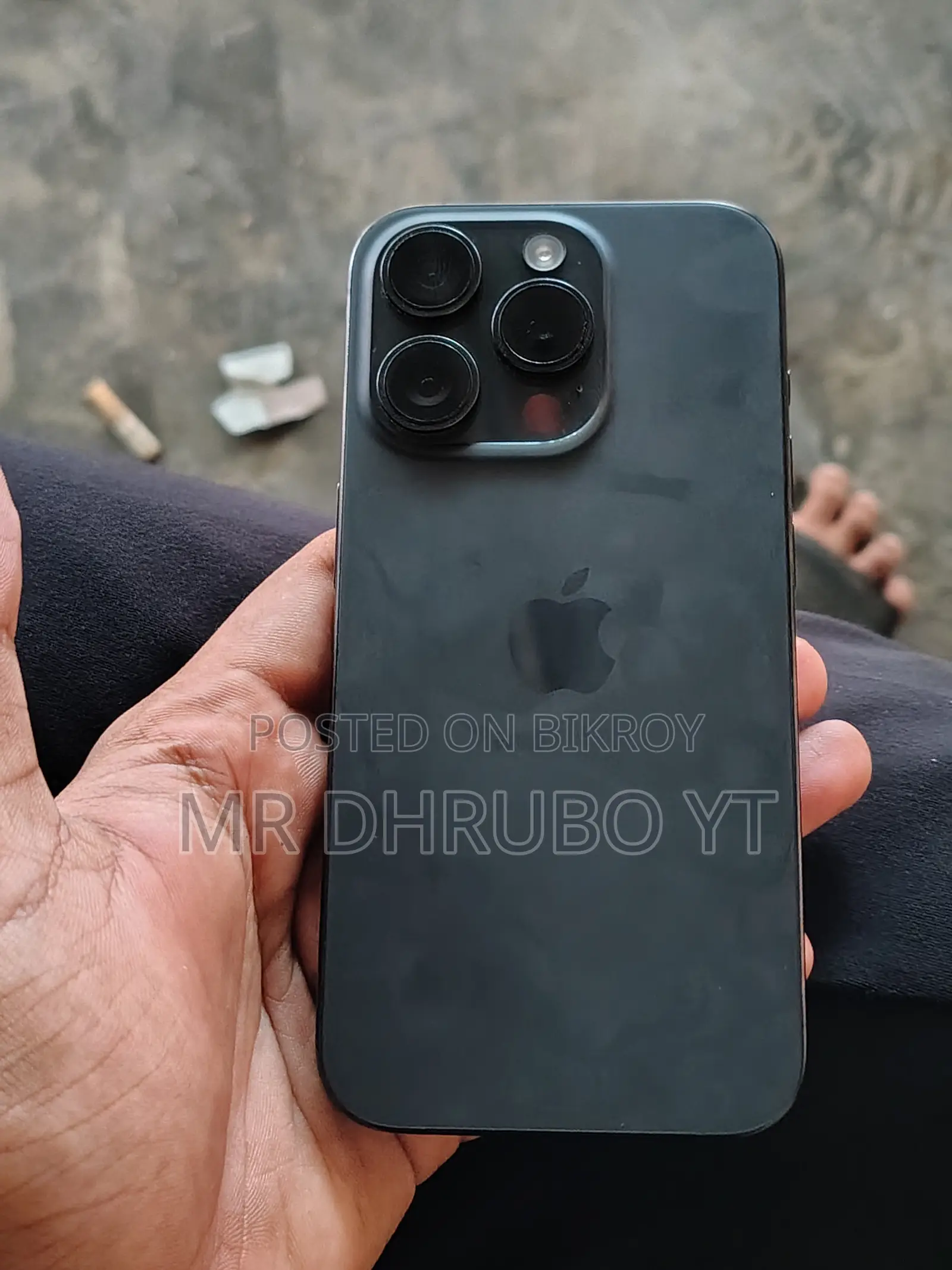 অ্যাপল আইফোন ১৫ প্রো ১২৮ জিবি ব্ল্যাক
