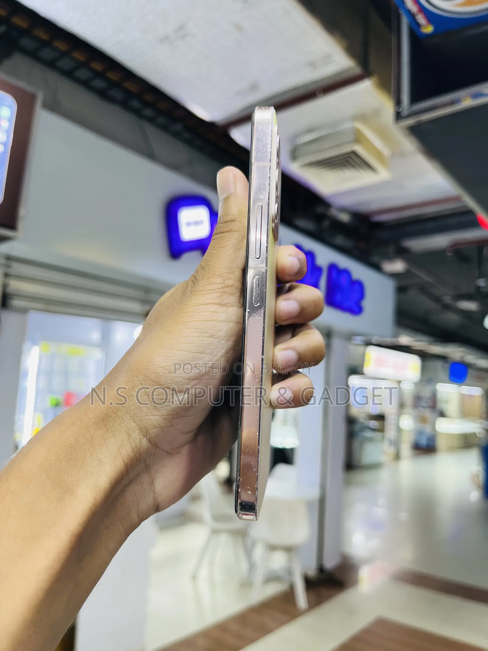Vivo V23 5G 128 GB Gold
