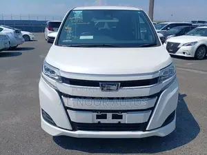 Toyota Noah 2021 Pearl