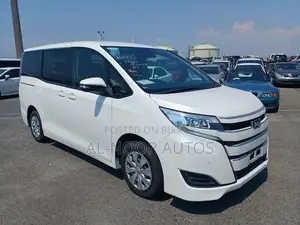 Toyota Noah 2021 Pearl
