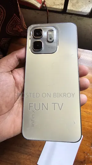 Infinix Hot 50i 128 GB Silver