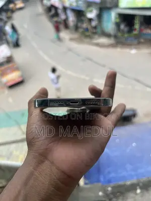 অ্যাপল আইফোন ১৪ প্রো ম্যাক্স ২৫৬ জিবি হোয়াইট