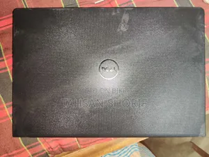 Laptop Dell Inspiron 5559 4GB Intel Core I5 HDD+SSD 1T