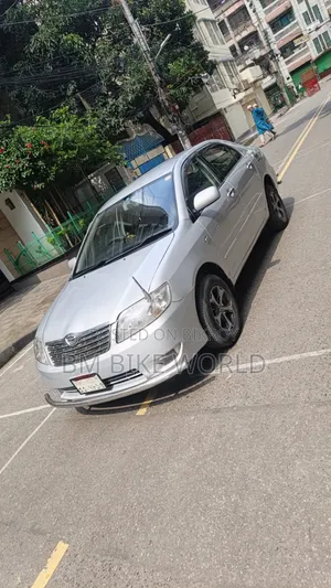 টয়োটা করোল্লা ২০০৬ সিলভার