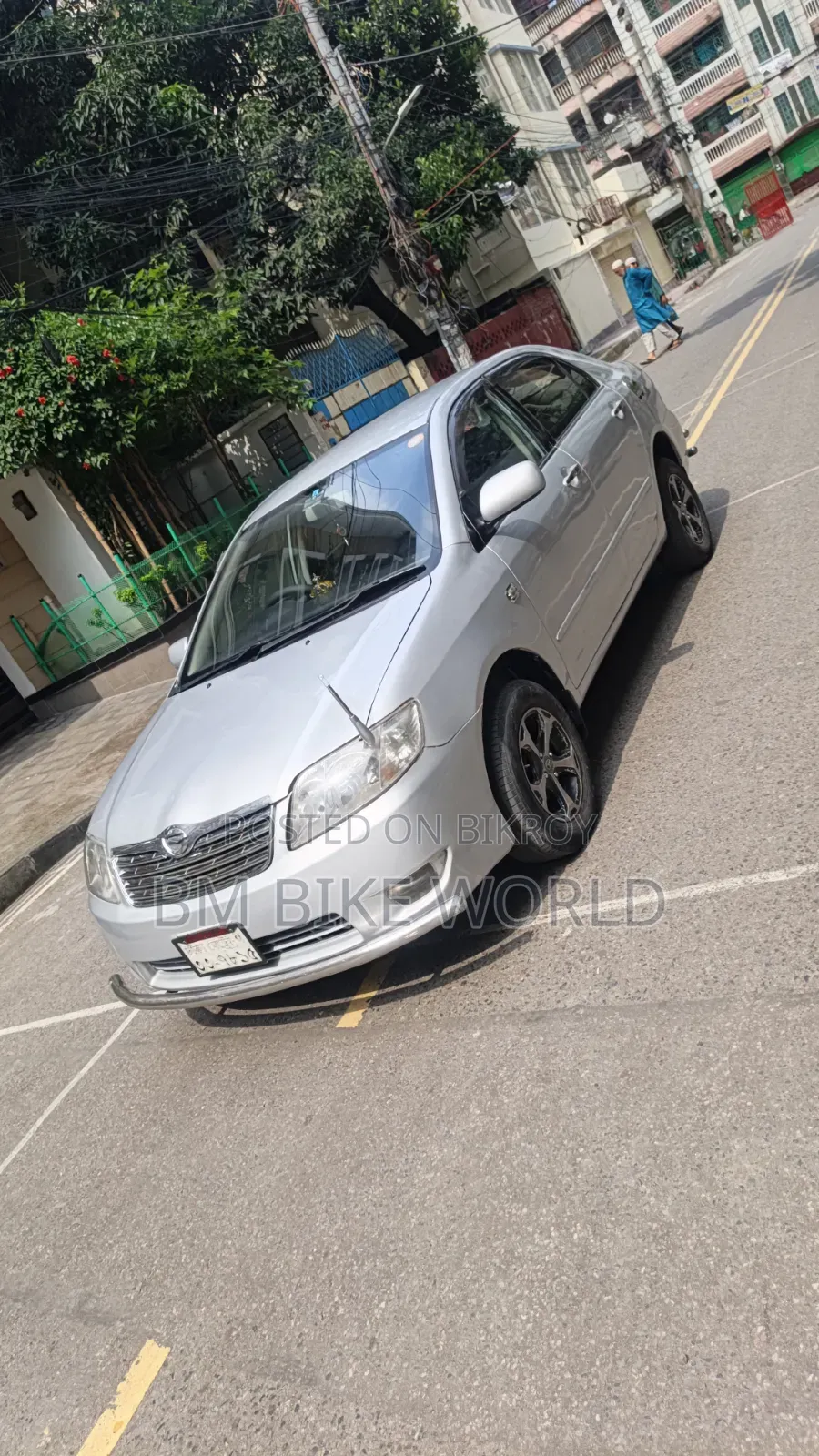 টয়োটা করোল্লা ২০০৬ সিলভার