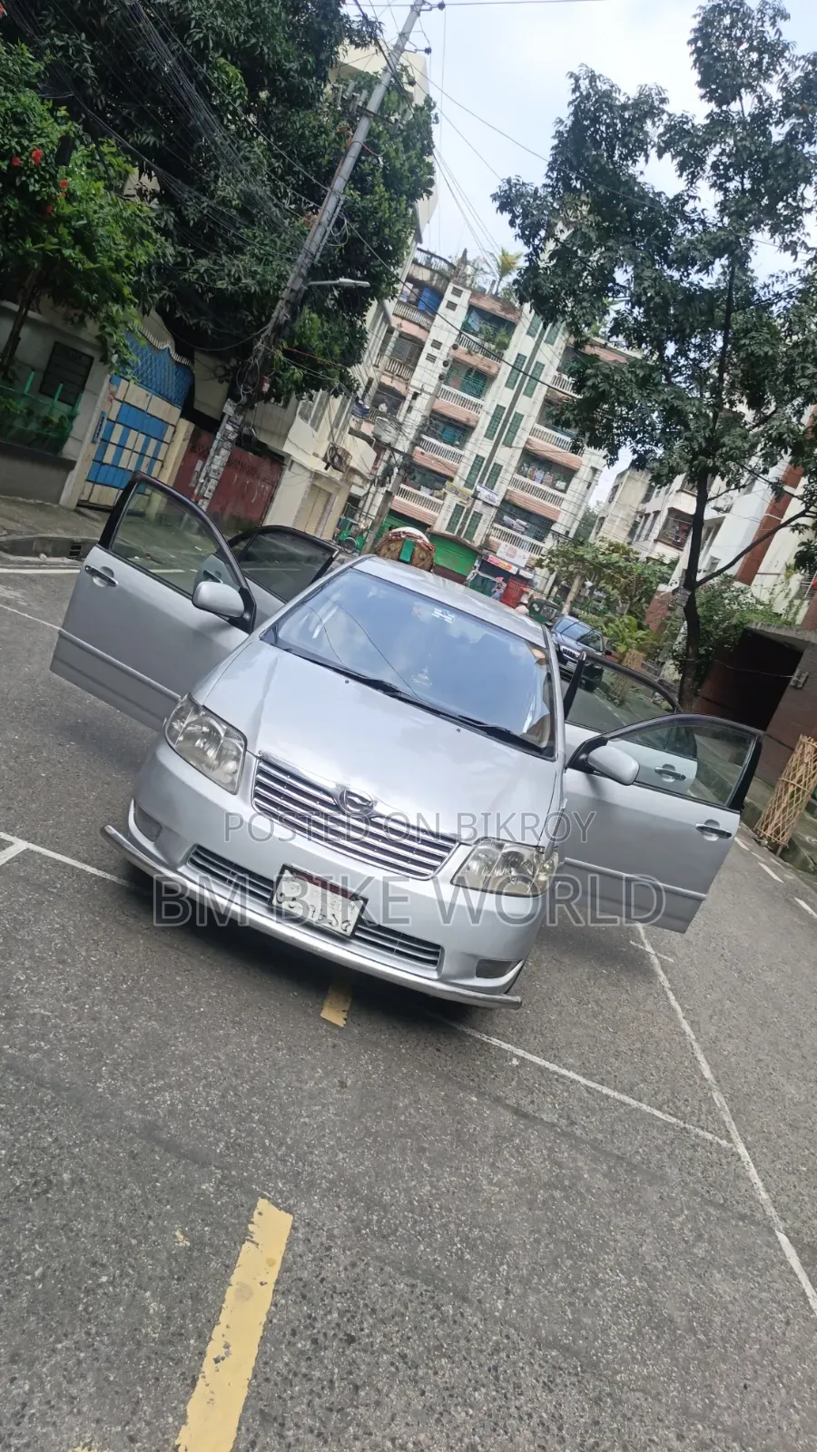 টয়োটা করোল্লা ২০০৬ সিলভার