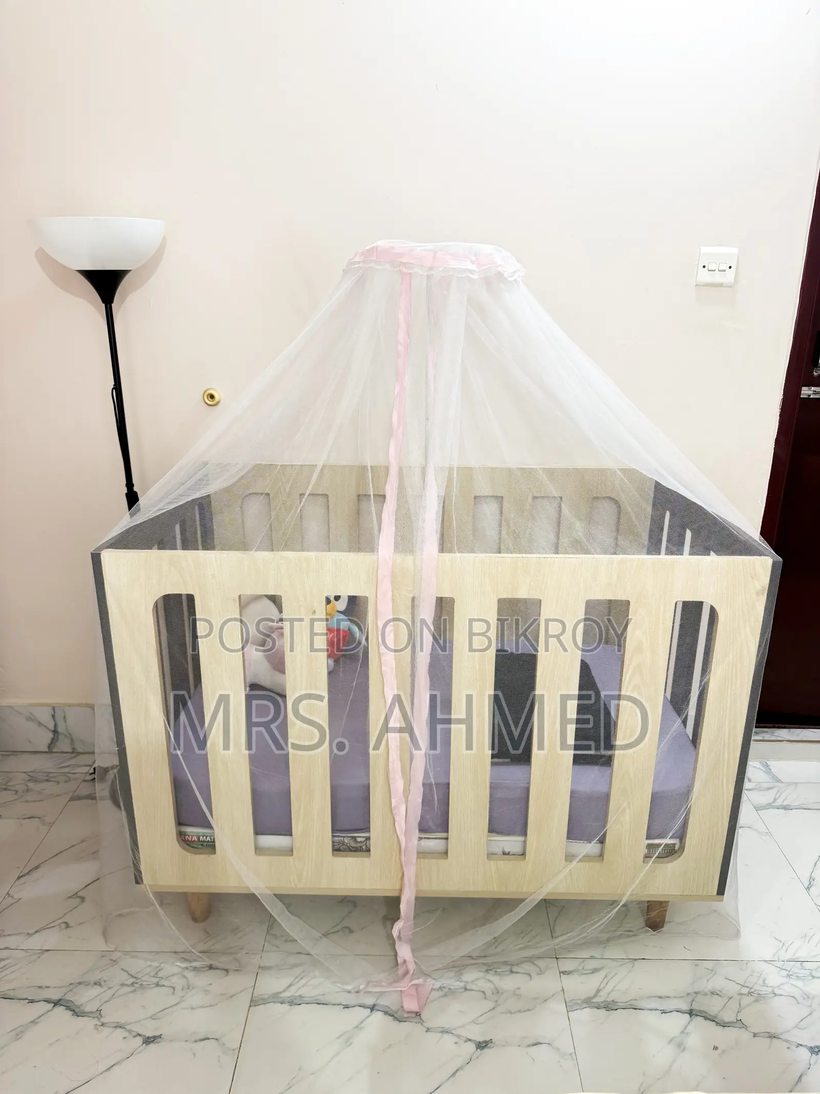 Wooden Modern Baby Crib Cot Bed
