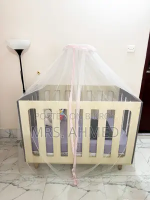 Wooden Modern Baby Crib Cot Bed