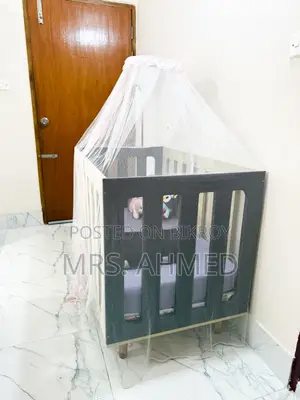 Wooden Modern Baby Crib Cot Bed