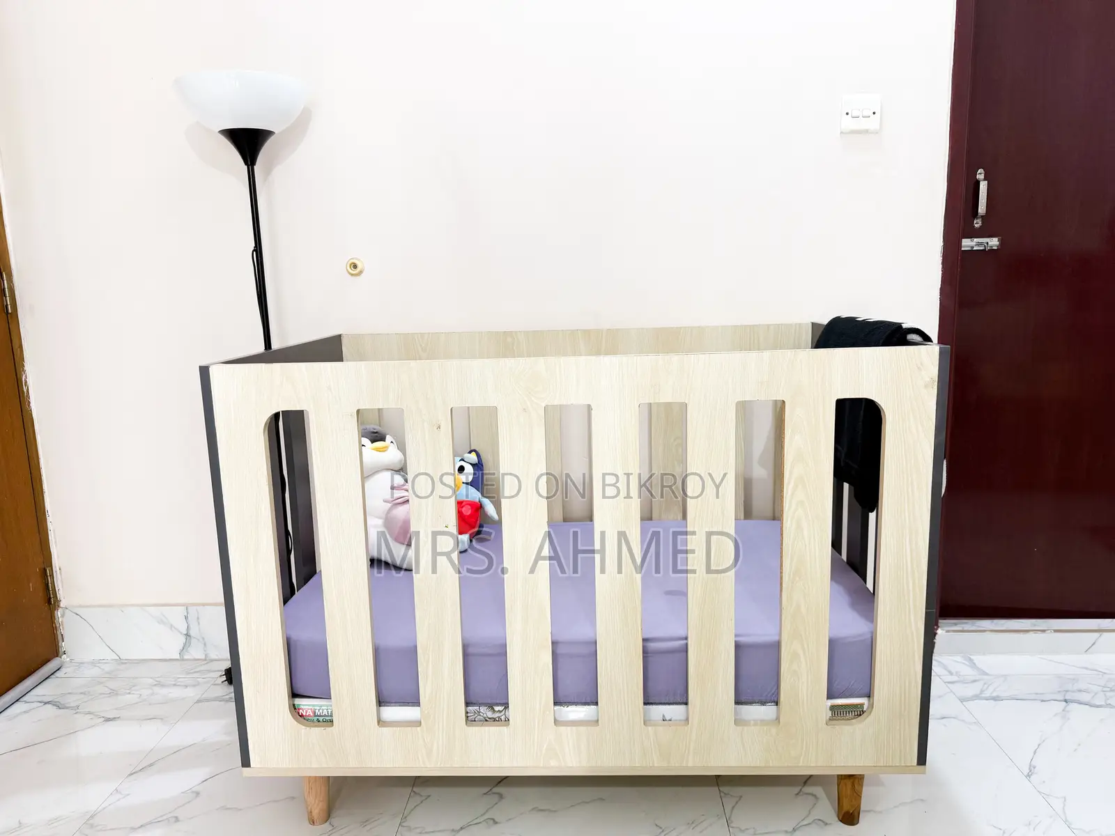 Wooden Modern Baby Crib Cot Bed