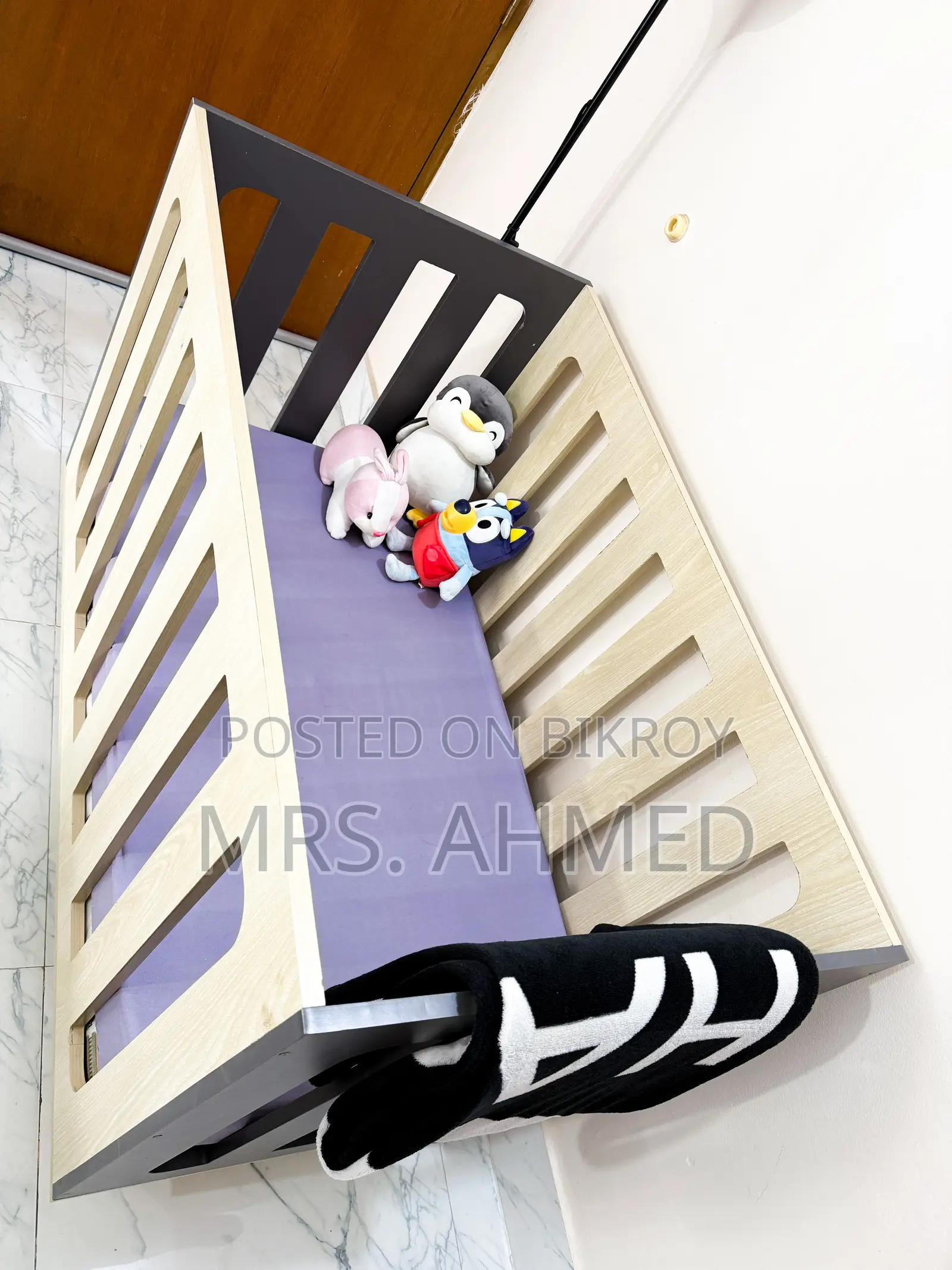 Wooden Modern Baby Crib Cot Bed