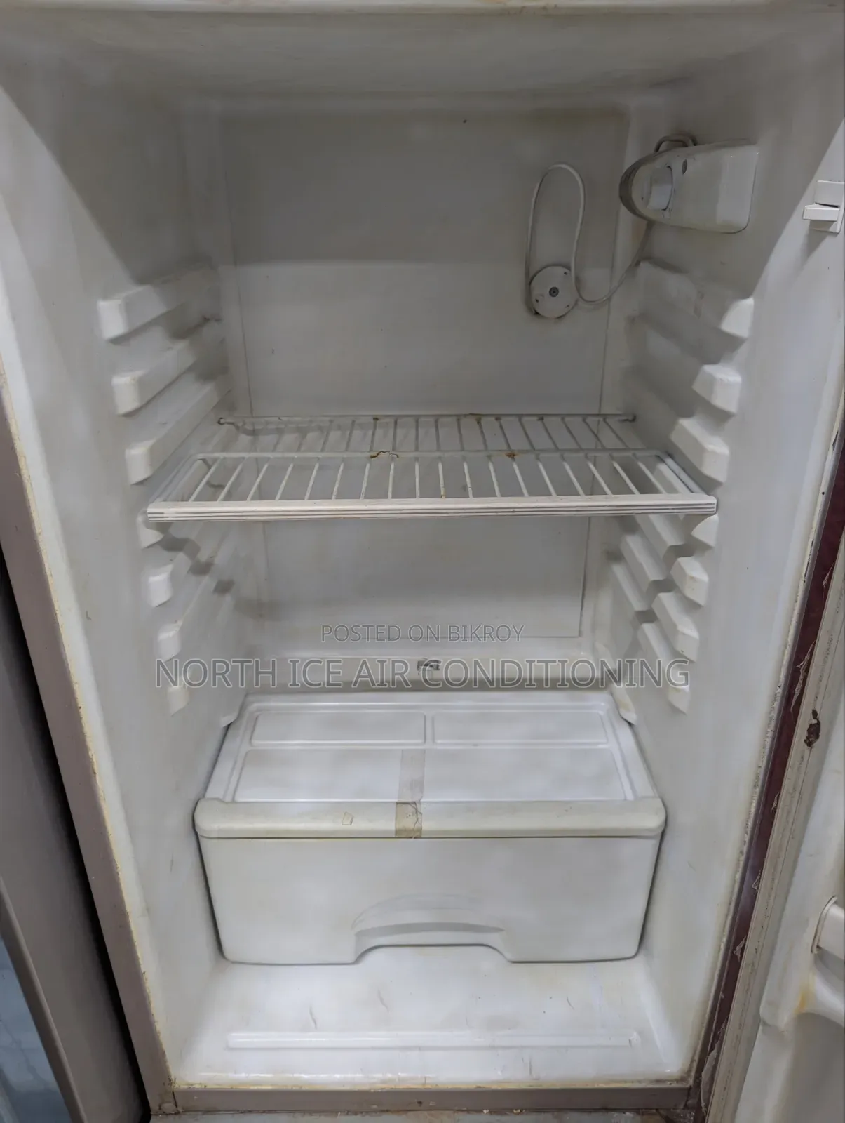 Walton Red Colour Frost Fridge 13.5 CFT 229 Ltr.