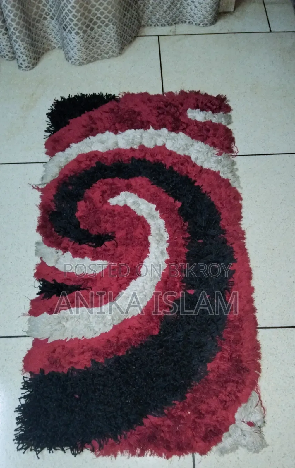 খুব কম ব্যবহৃত ফ্লোর ম্যাট