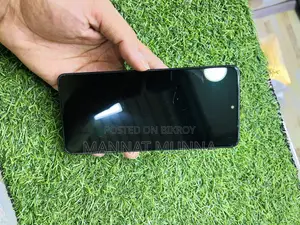 ইএল ২৫৬ জিবি ব্ল্যাক