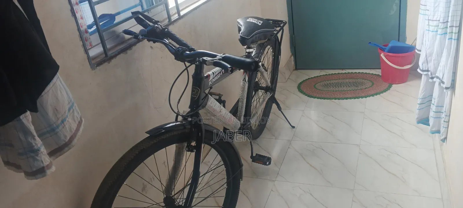 Duranta Knight Cycle (Black Color)