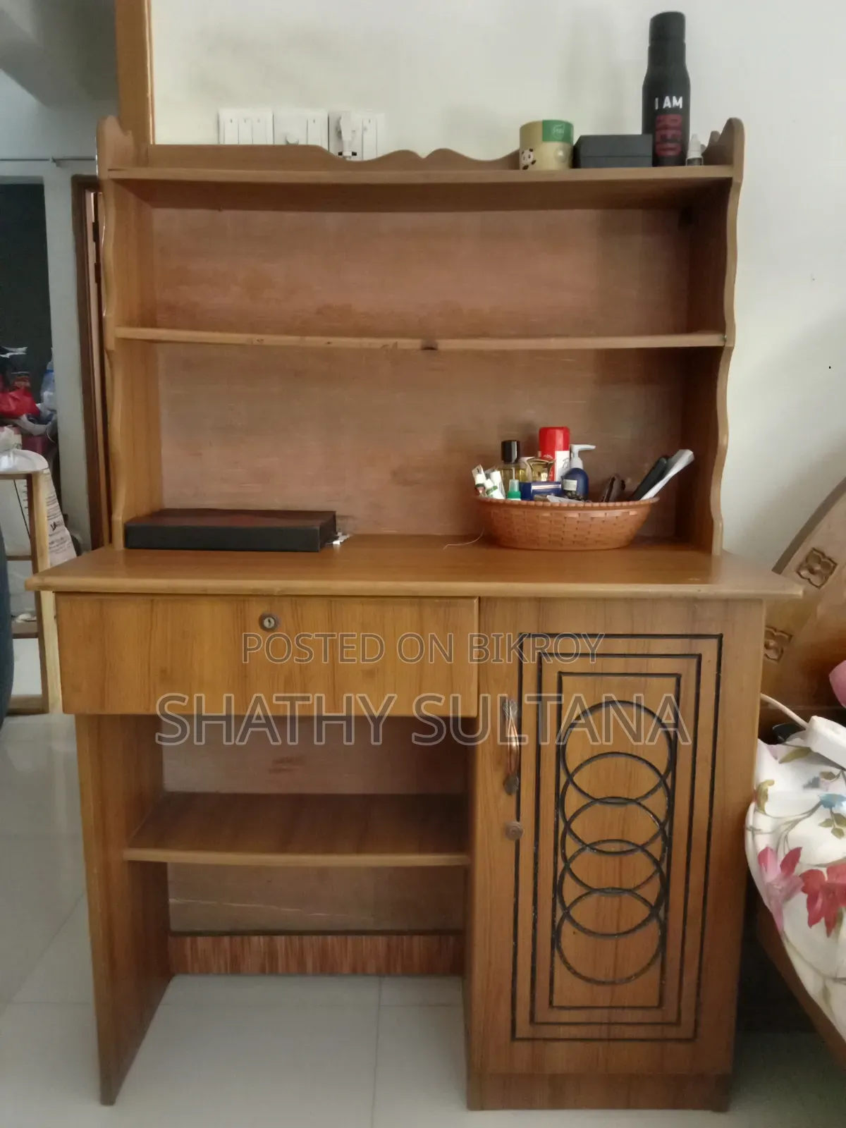 Reading Table