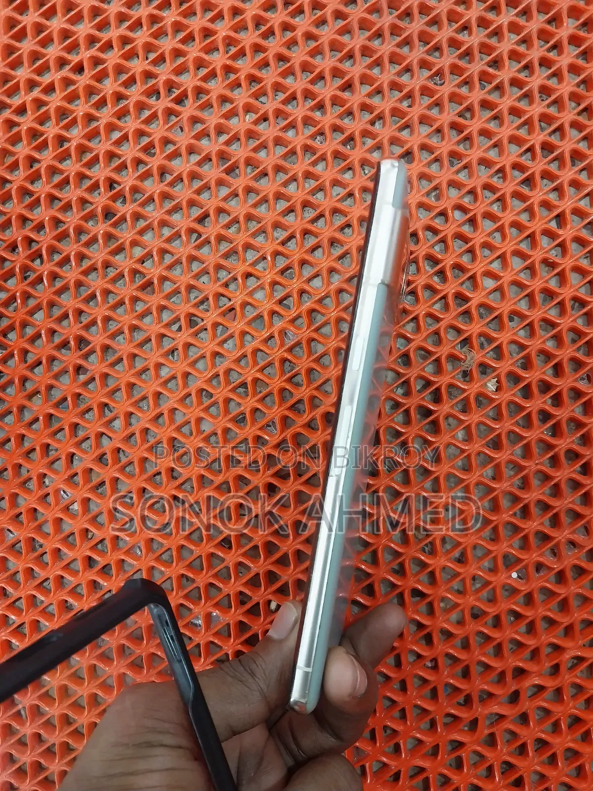 গুগল পিক্সেল ৭ প্রো ১২৮ জিবি গ্রে