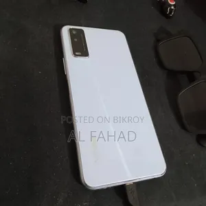 Vivo Y21 64 GB White
