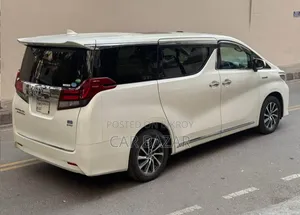 Toyota Alphard 2.5 Hybrid AWD 2017 Pearl