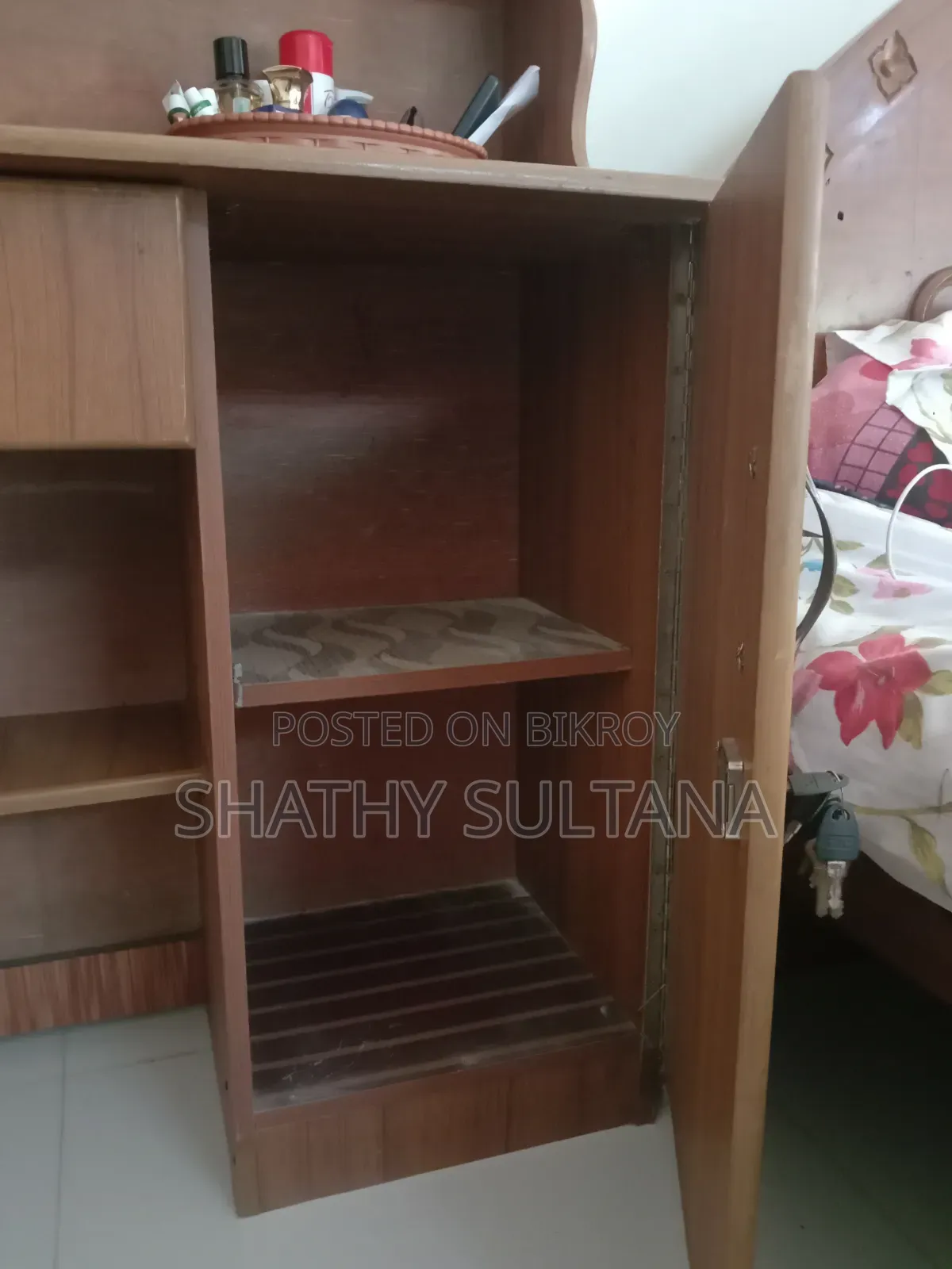 Reading Table