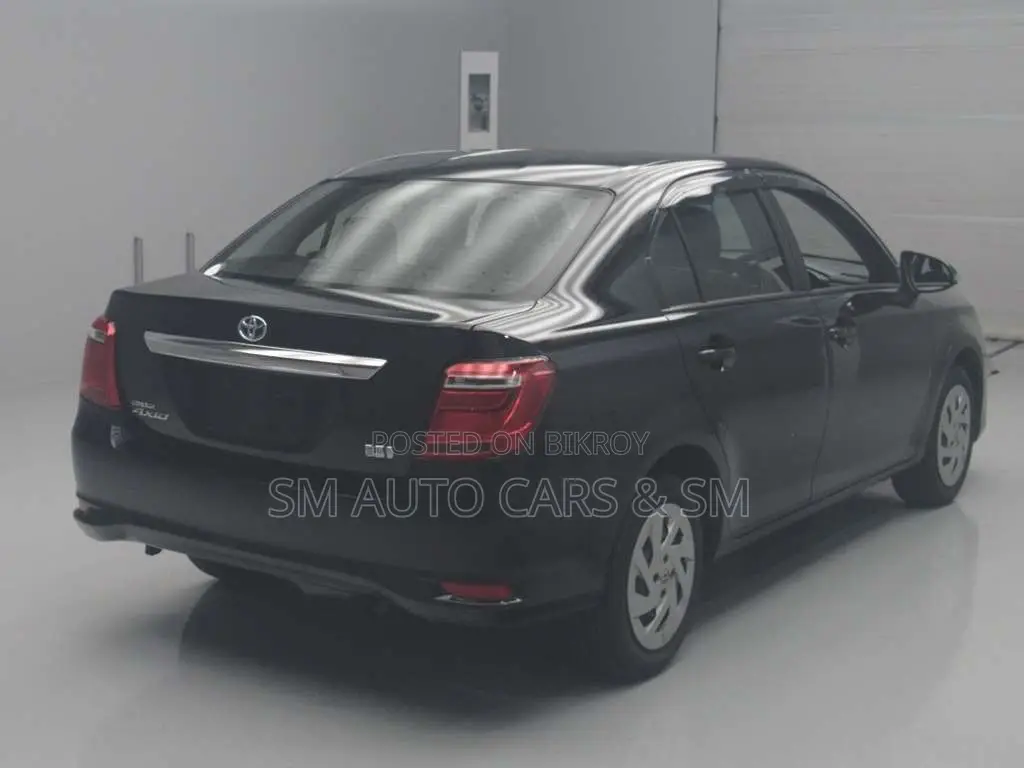 Toyota Axio 2021 Black