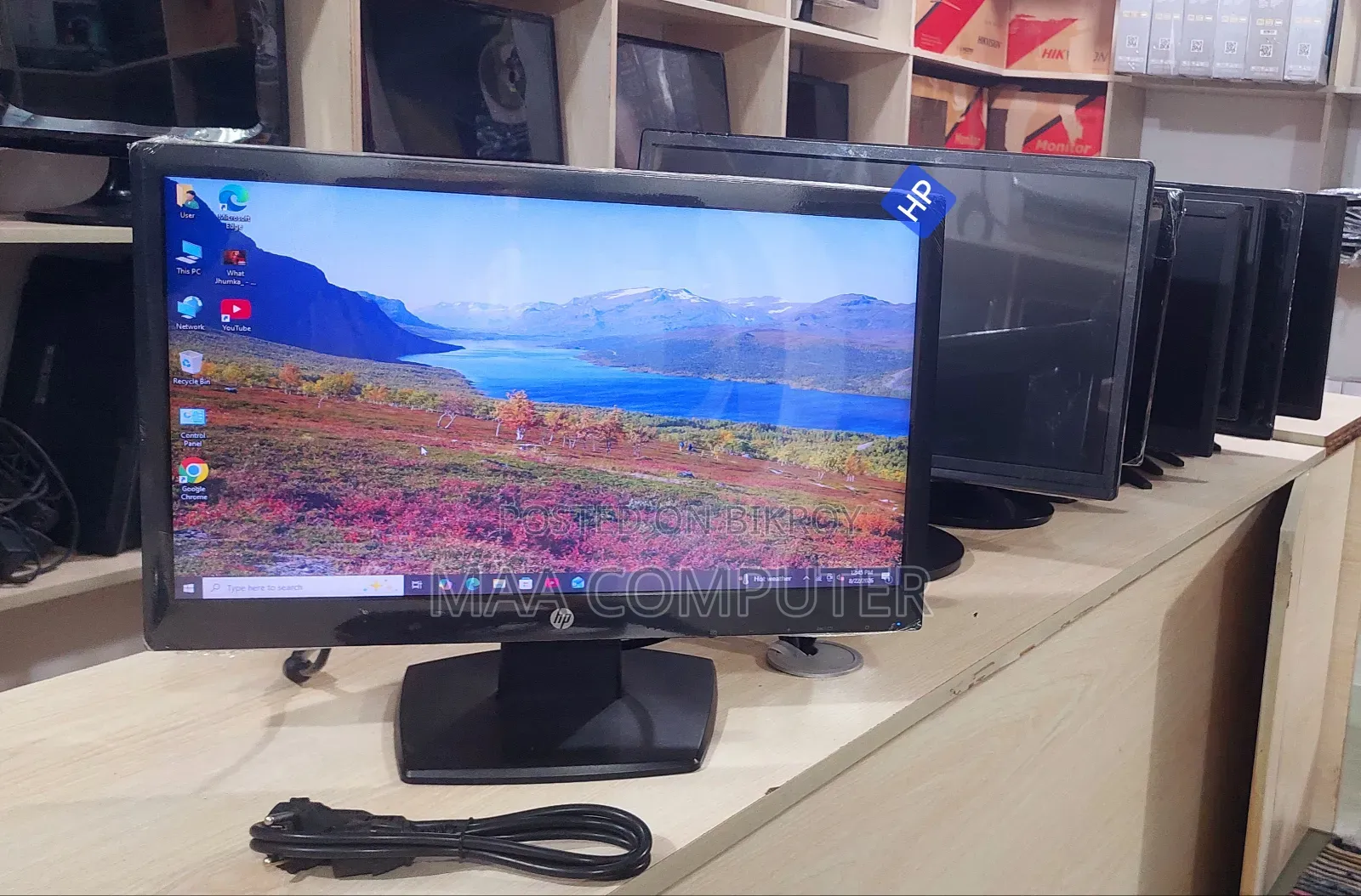 20-inch HP Original Brand LED Monitor, 100% fresh, with no scratches or spots of any kind.