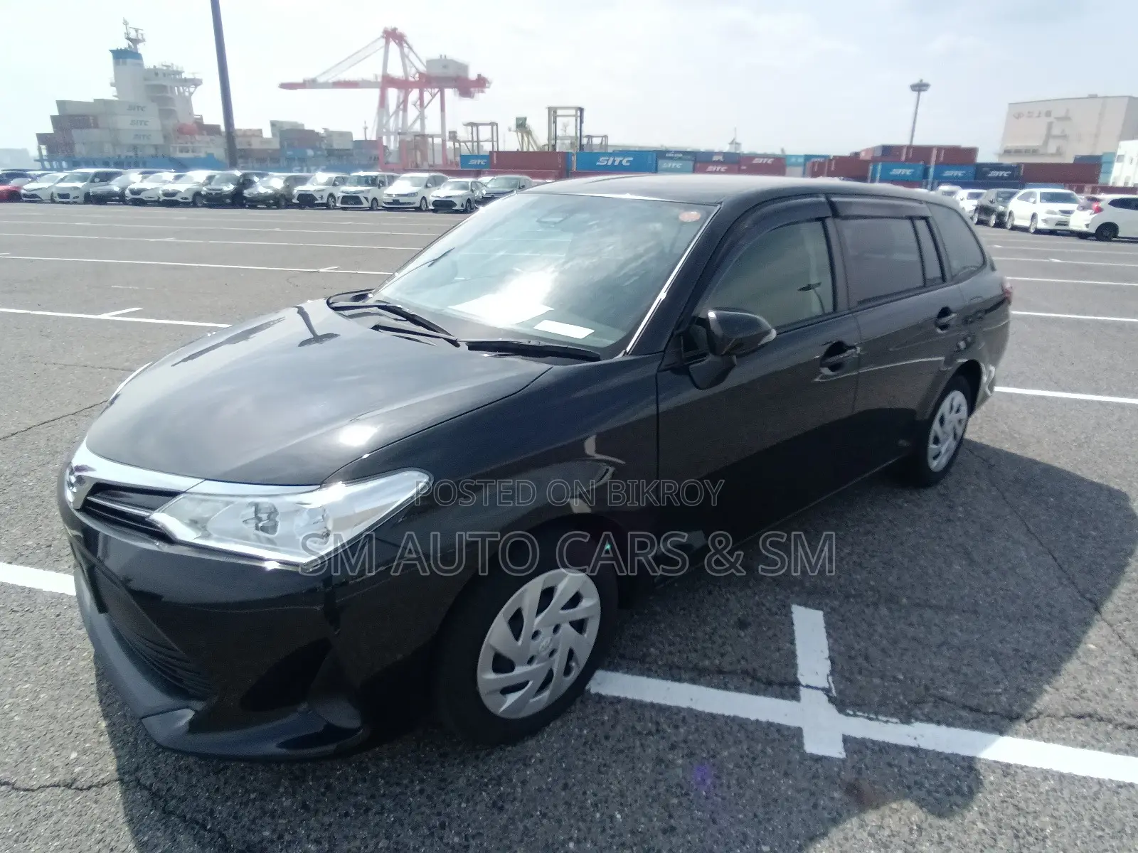 Toyota Corolla Fielder 2021 Black