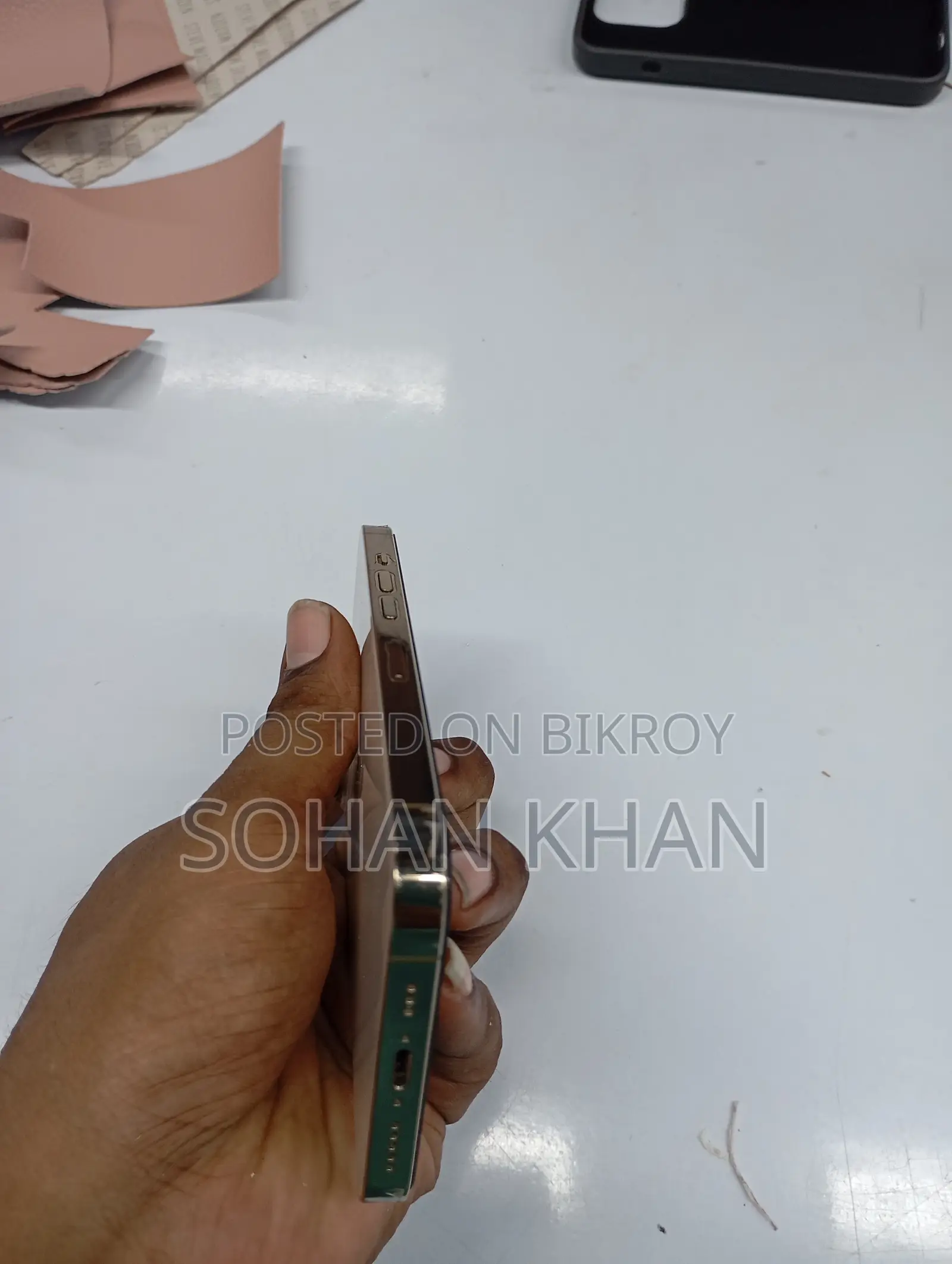 নিউ অ্যাপল আইফোন ১৩ প্রো ১২৮ জিবি গোল্ড