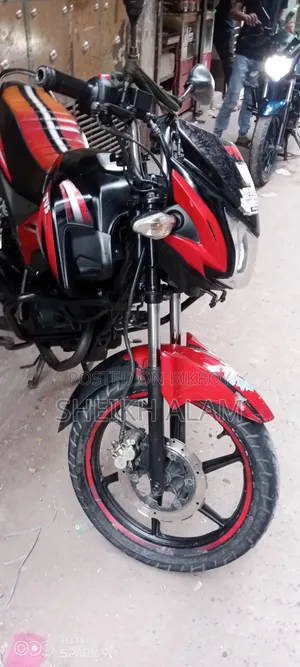টিভিএস স্ট্রাইকার ১২৫ ২০১৯ ব্ল্যাক