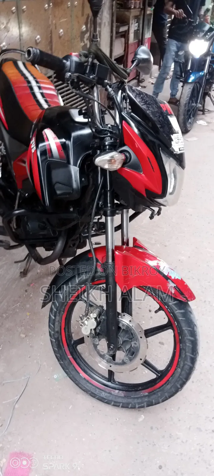 টিভিএস স্ট্রাইকার ১২৫ ২০১৯ ব্ল্যাক