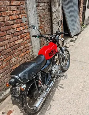 Bajaj Boxer 100 2020 Red