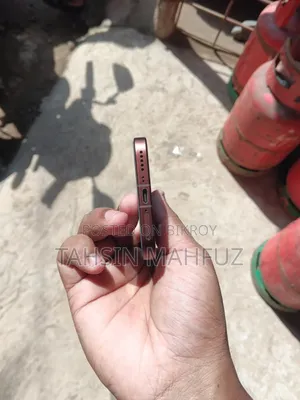 Vivo V70 256 GB Red