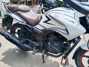 Hero Hunk 2019 White