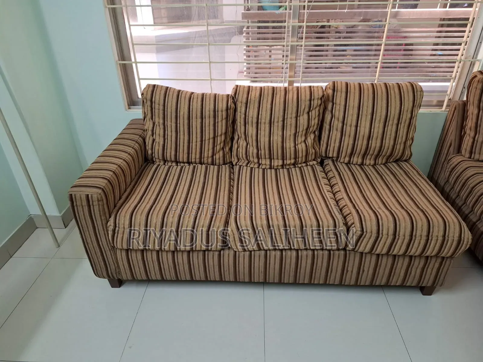 Hatil Sofa Set