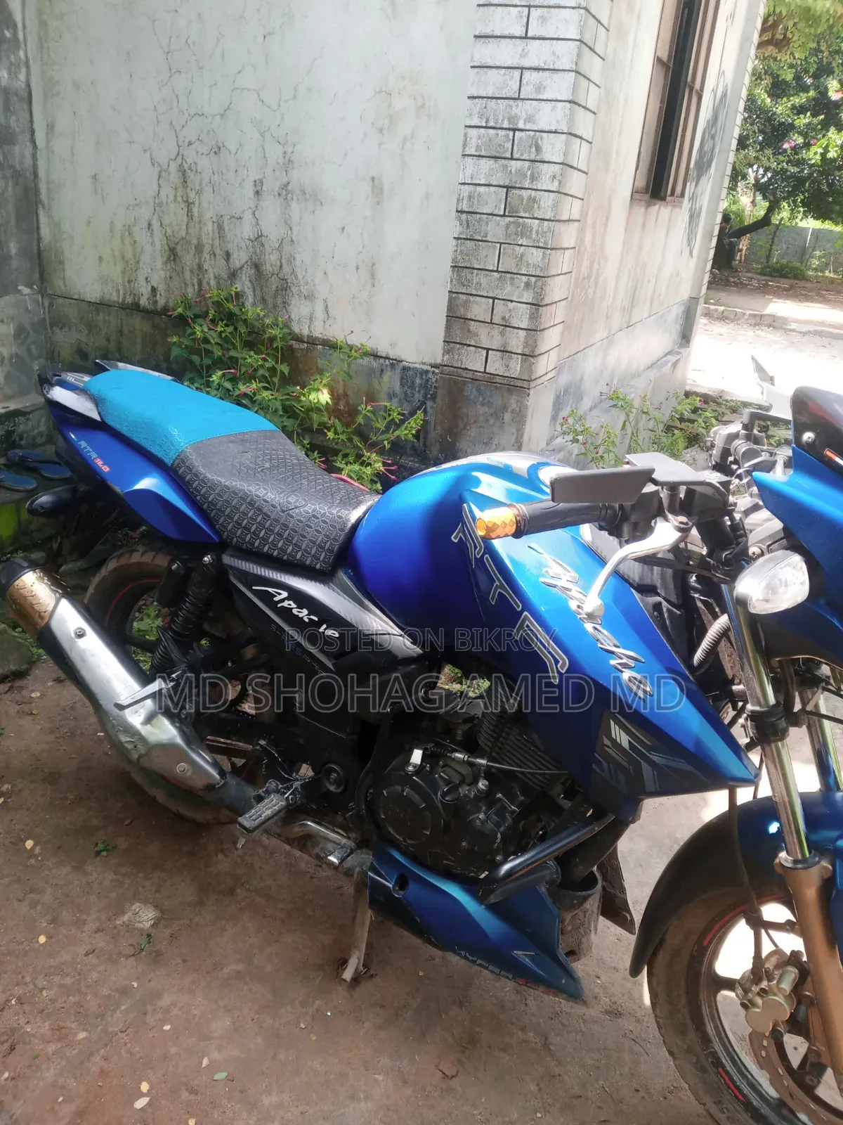 TVS Apache RTR 160 2v Refresh X-connect 2018