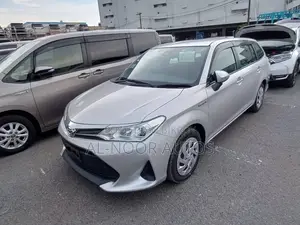 Toyota Corolla Fielder 1.5 Hybrid Front-Wheel Drive 2021 Silver