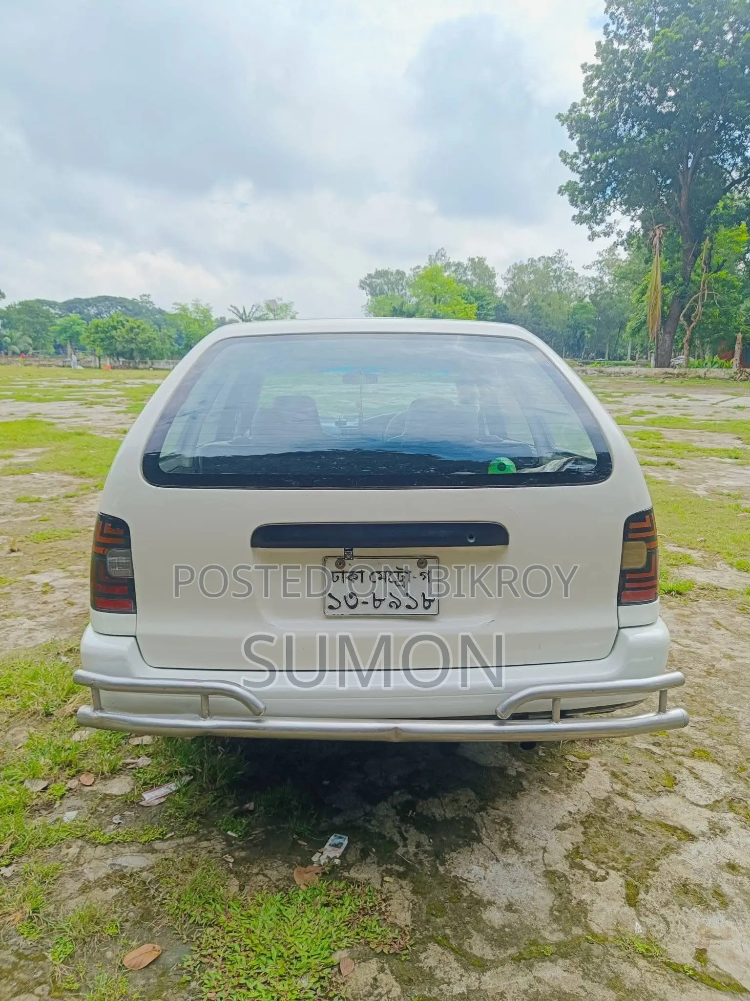 টয়োটা করোল্লা স্টেশন ওয়াগন ১৯৯৬ সাদা