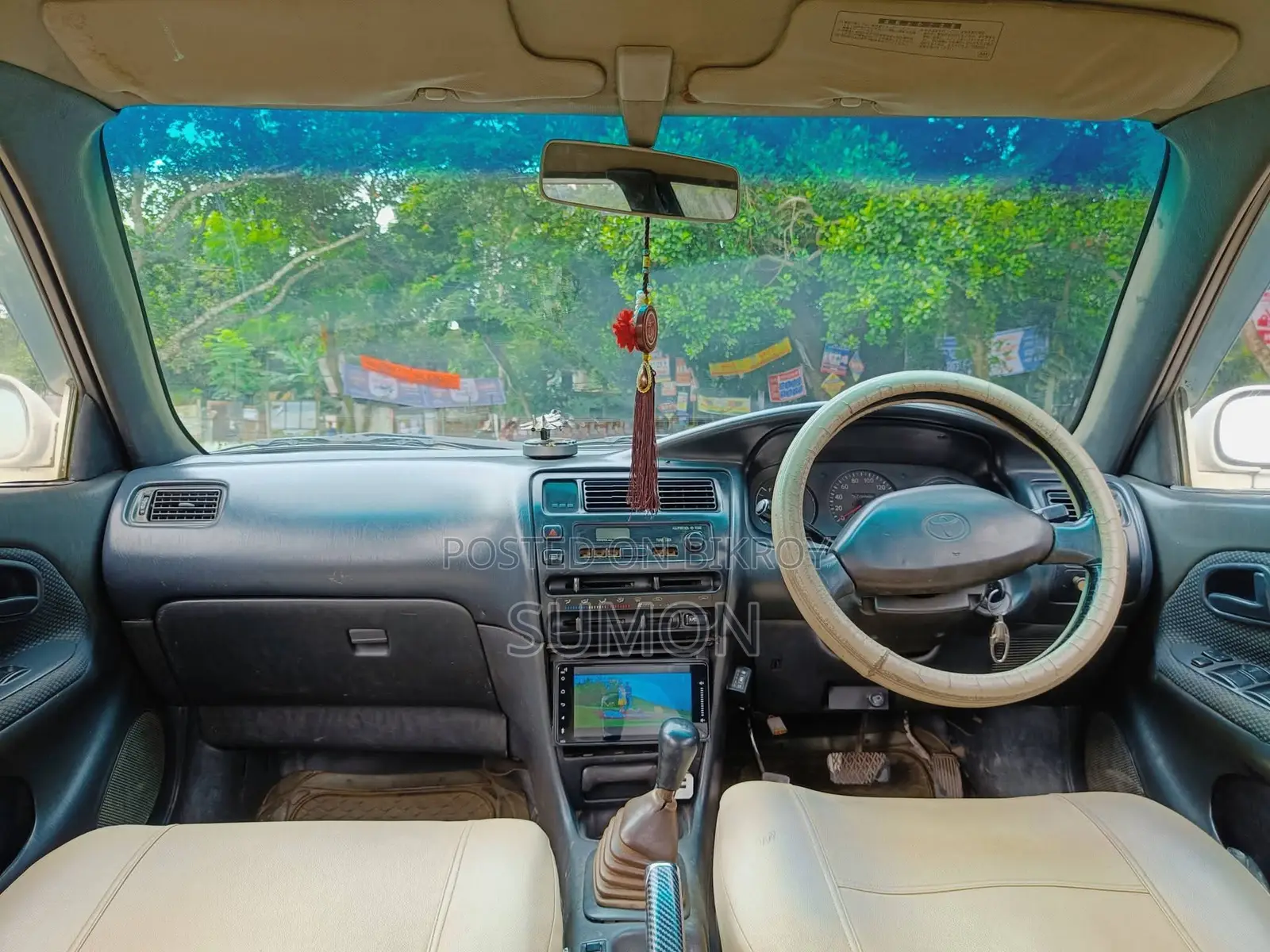 টয়োটা করোল্লা স্টেশন ওয়াগন ১৯৯৬ সাদা