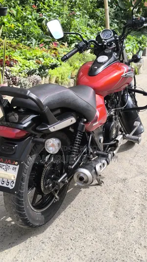 Bajaj Avenger 160 Street 2021 Red