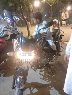 Bajaj Discover 100 2017 Black