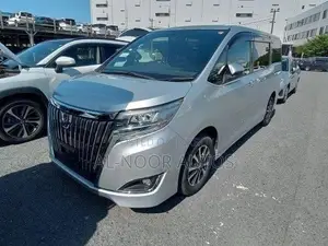 টয়োটা এসকুইয়ার ২০২১ সিলভার