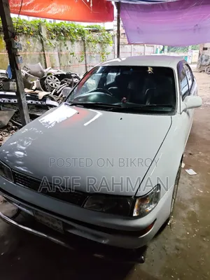 টয়োটা করোল্লা ১৯৯৩ হোয়াইট