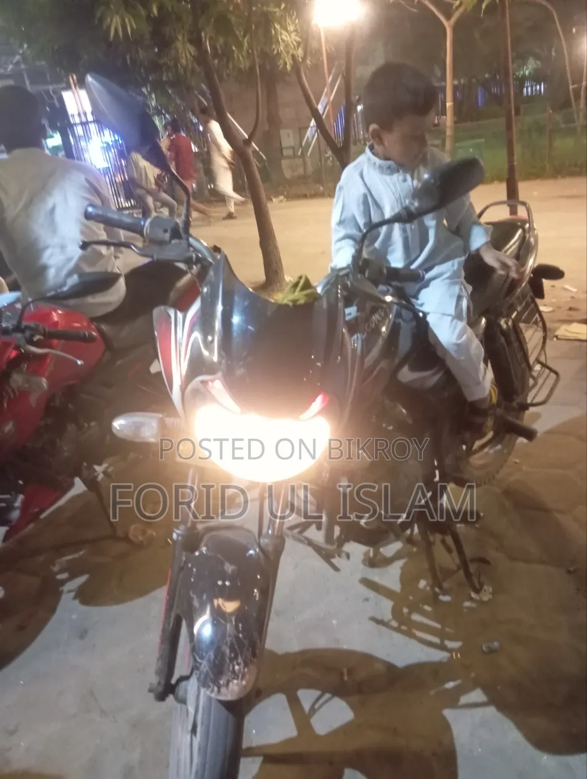 Bajaj Discover 100 2017 Black
