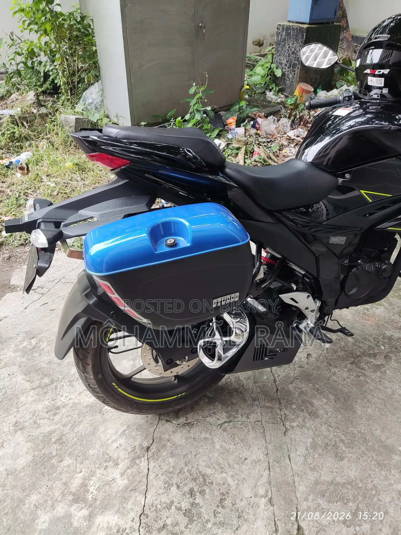 বাইক প্যানিয়ার বক্স